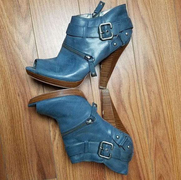 Guess Shoes - SOLD Guess Genuine Leather Heeled Ankle Booties